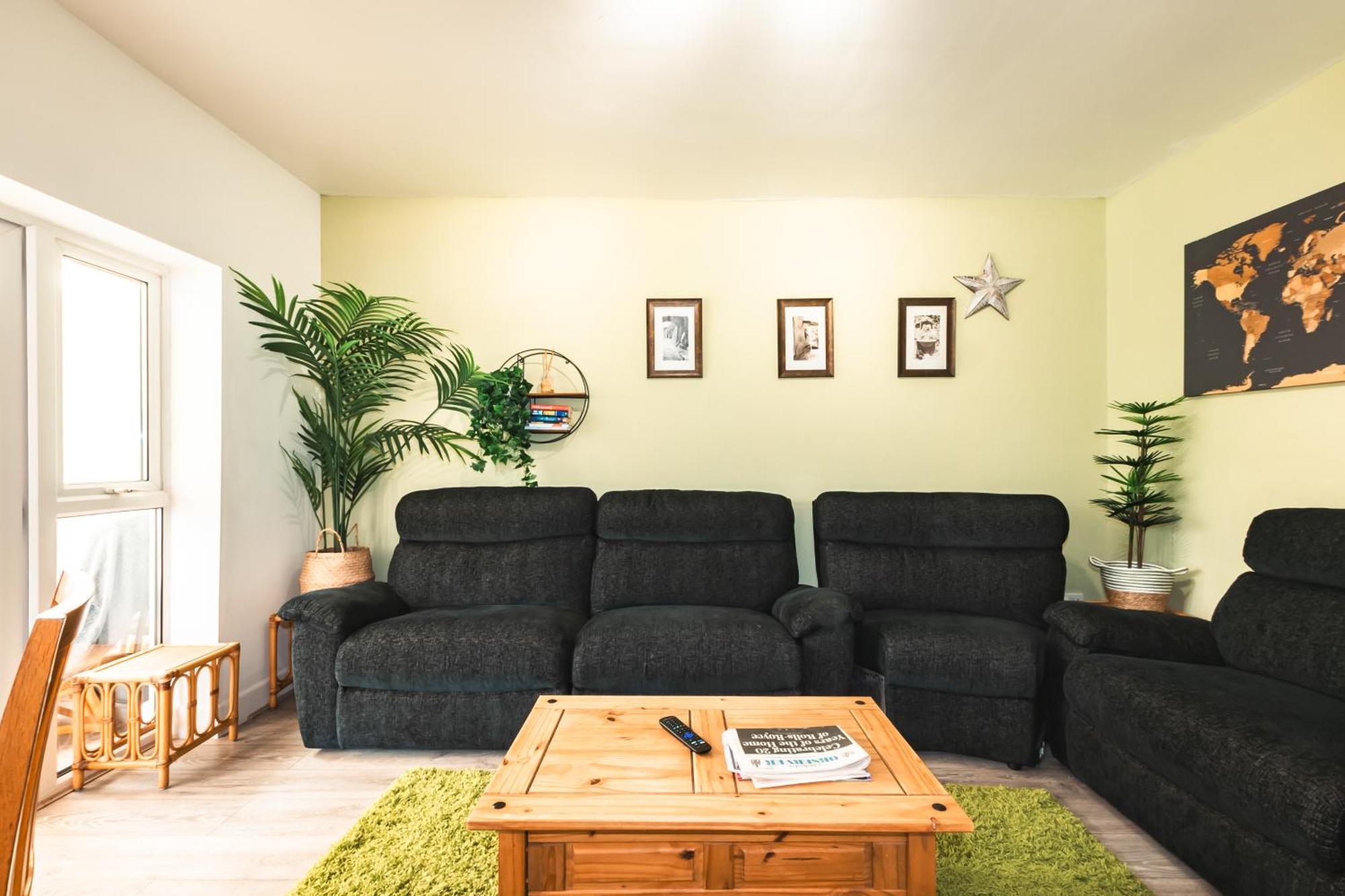 Family Gathering Bungalow Southampton Ngoại thất bức ảnh