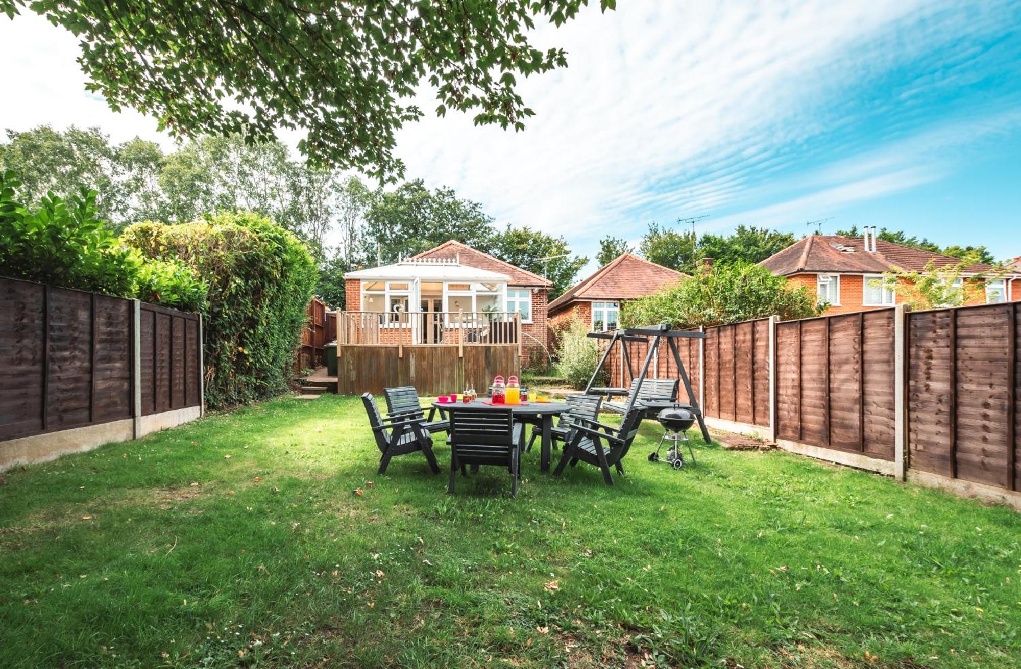 Family Gathering Bungalow Southampton Ngoại thất bức ảnh