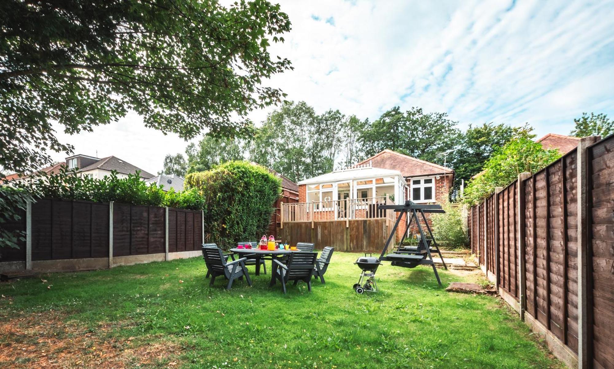 Family Gathering Bungalow Southampton Ngoại thất bức ảnh