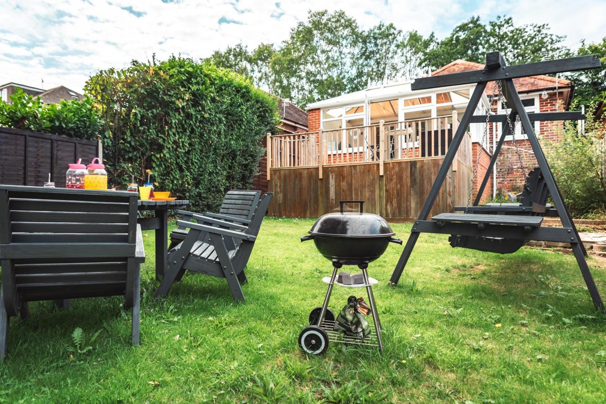 Family Gathering Bungalow Southampton Ngoại thất bức ảnh