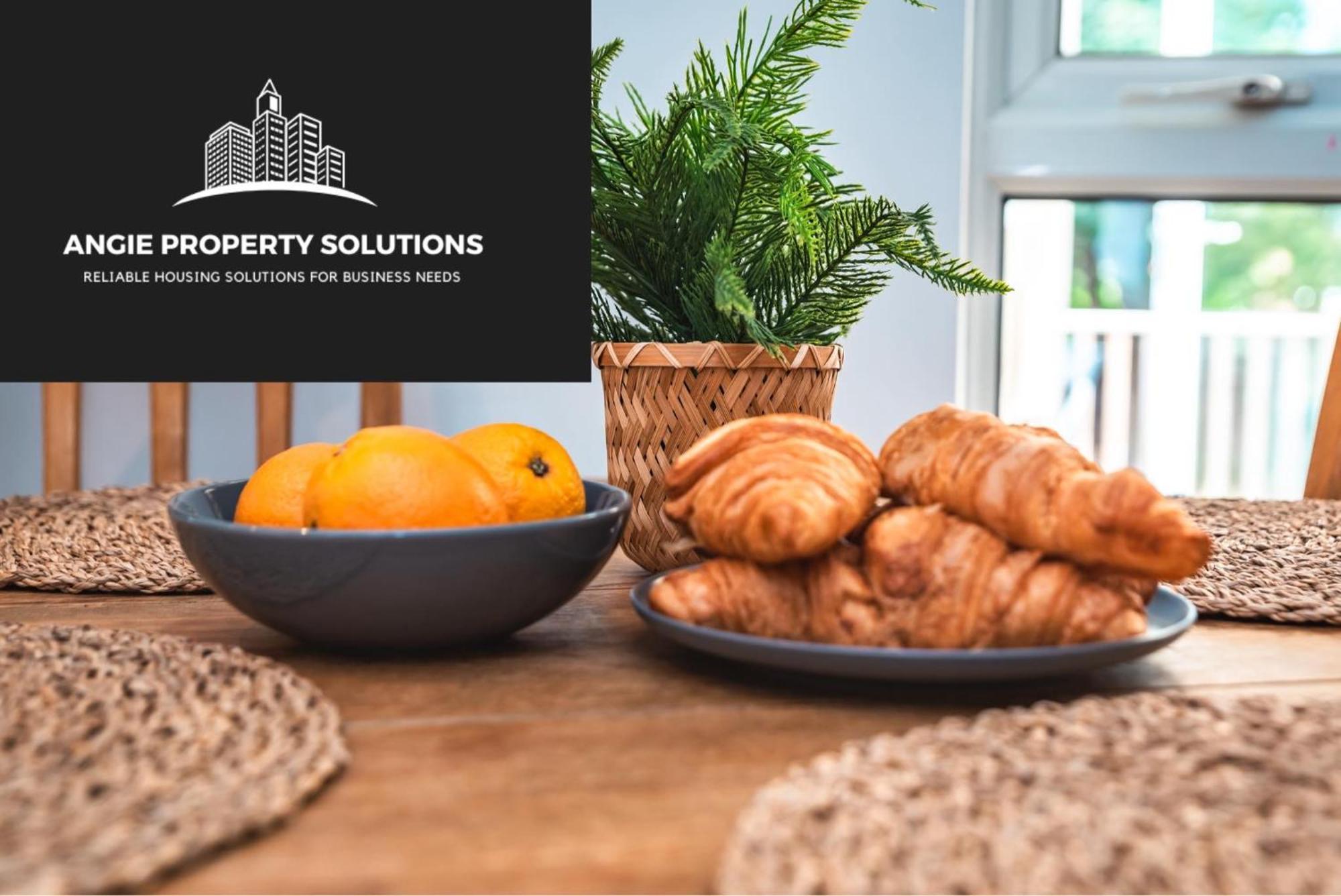 Family Gathering Bungalow Southampton Ngoại thất bức ảnh